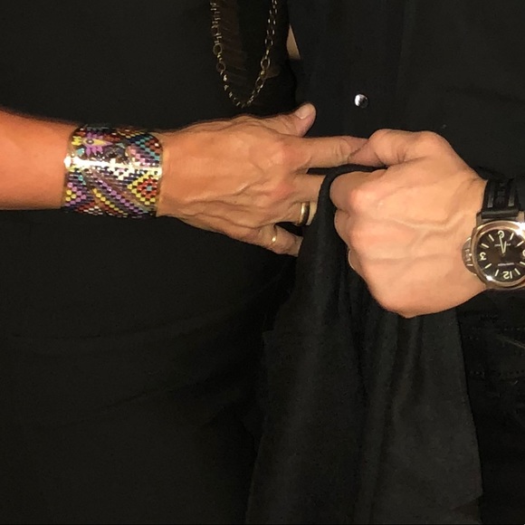 Cuff - Picture 2 of 3